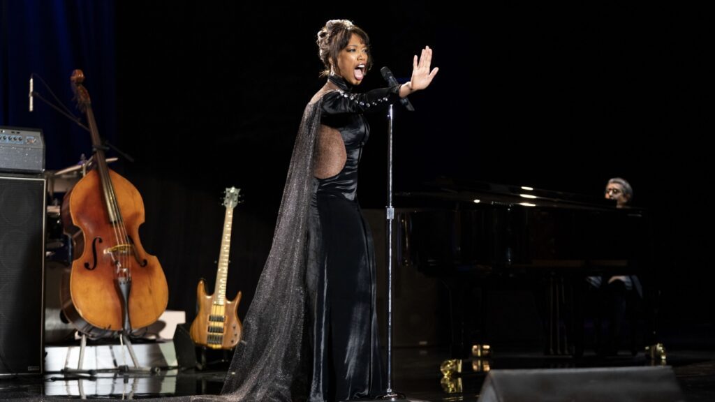Qui incarne Whitney Houston dans le film I Wanna Dance With Somebody, ce soir à la télé ?