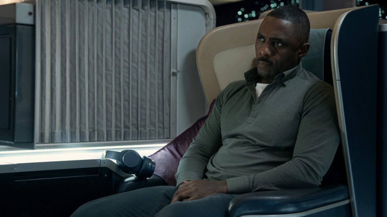 Hijack sur Apple TV+ : Idris Elba raconte le tournage complexe, dans un véritable avion