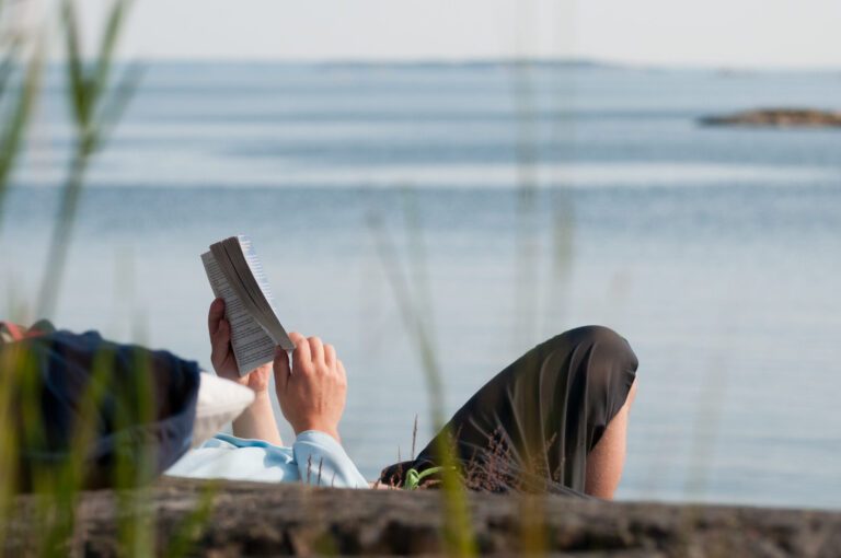 Drame à Sandhamn : Nora et Thomas au cœur d&rsquo;une nouvelle intrigue captivante