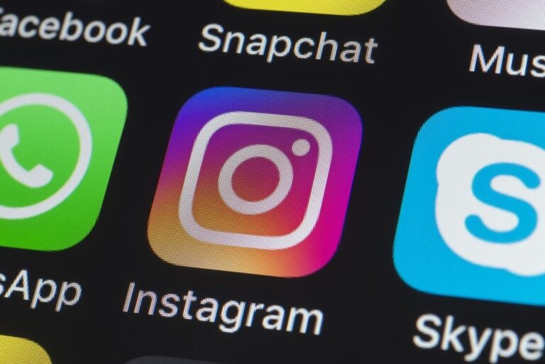 Comment supprimer une story sur les principales plateformes de médias sociaux ?