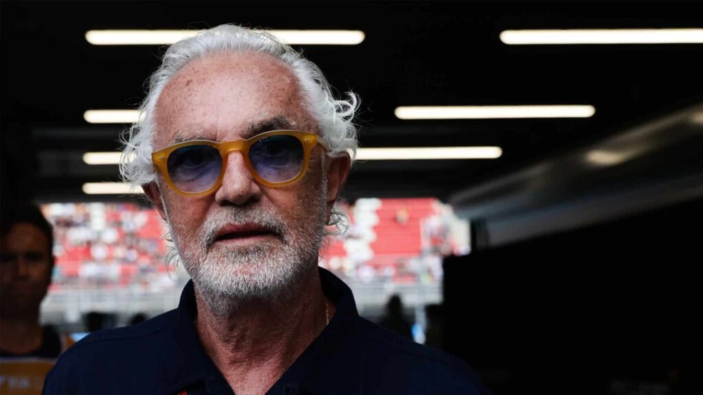 Portrait récent de Flavio Briatore, figure emblématique des affaires et de la F1